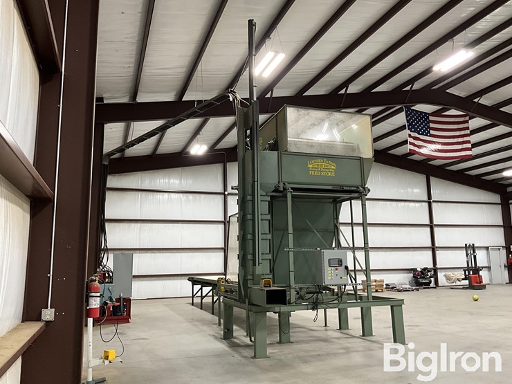 2020-hay/haylage/straw-repackaging-machine-image-3