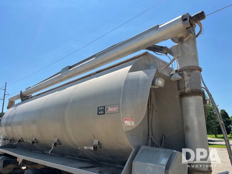 2009-sterling-feed-truck-(jn2573,-unit-2018)-image-61