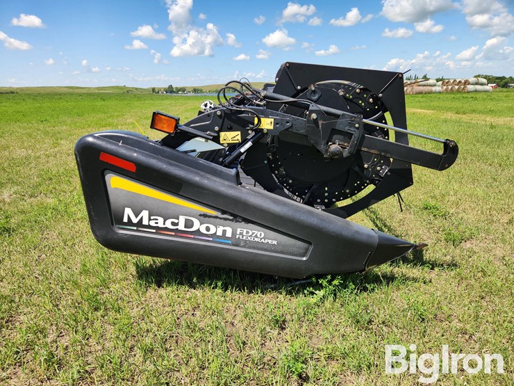 2012-mac-don-fd70-image-4