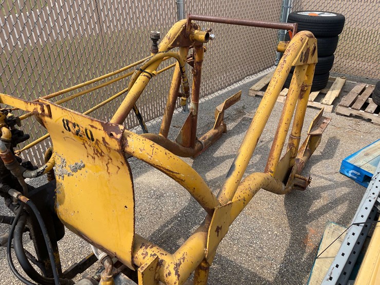#8021-•-construction-sweeper-(o12)-image-18