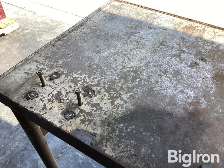 steel-work-bench-image-11