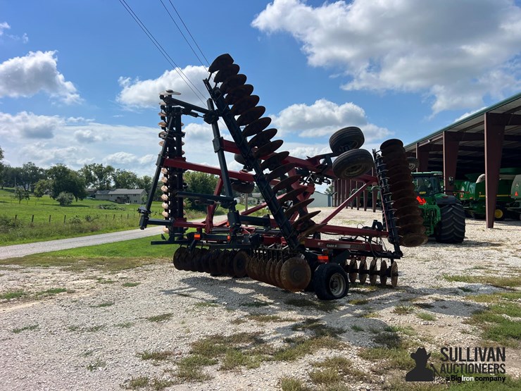 case-ih-370-image-5