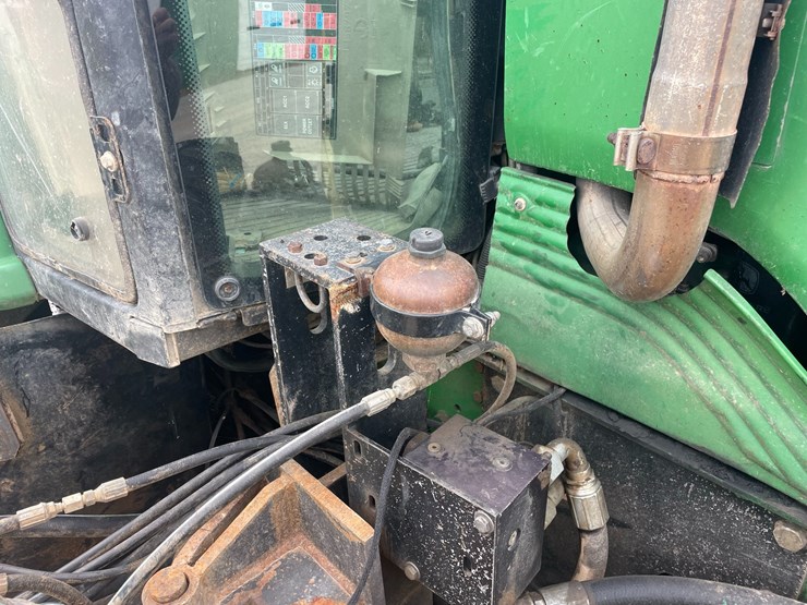 john-deere-6330-image-31