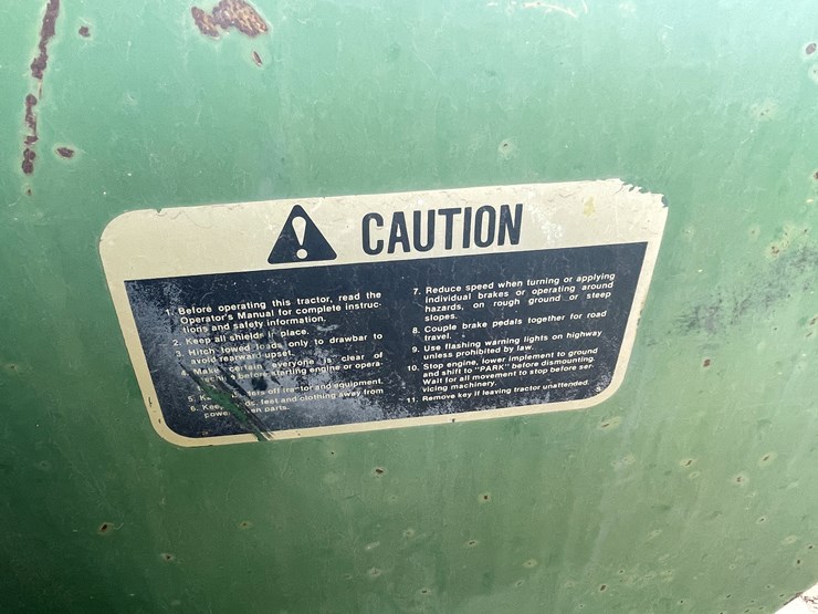 john-deere-2940-image-40