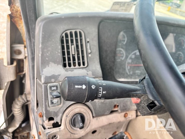2005-sterling-dry-tender-truck-(gp11242,-unit-111565)-image-93