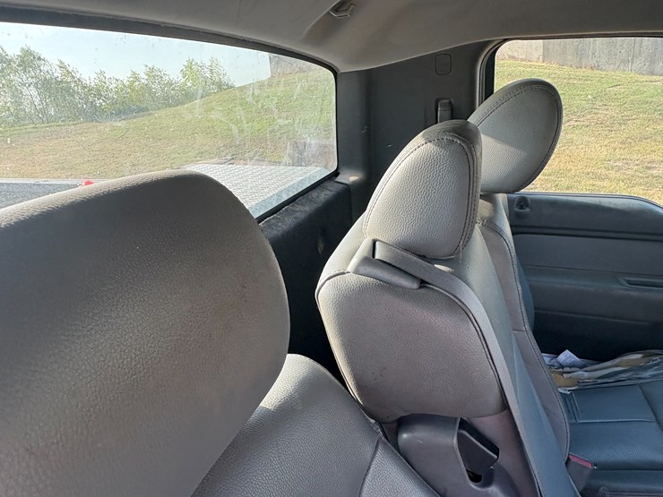 2011-ford-f150-image-21