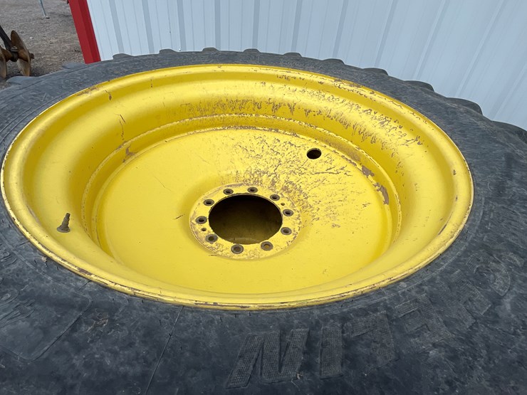 deere-tires-image-3