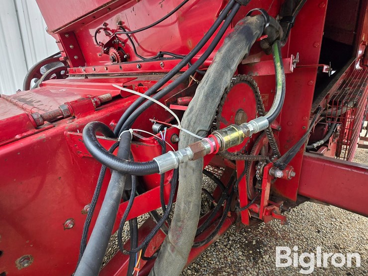 1994-case-ih-1688-image-16