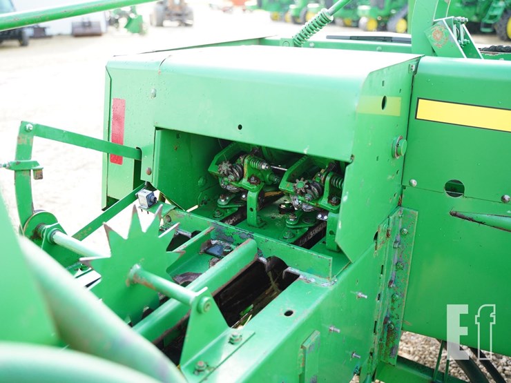 1990-john-deere-328-image-17