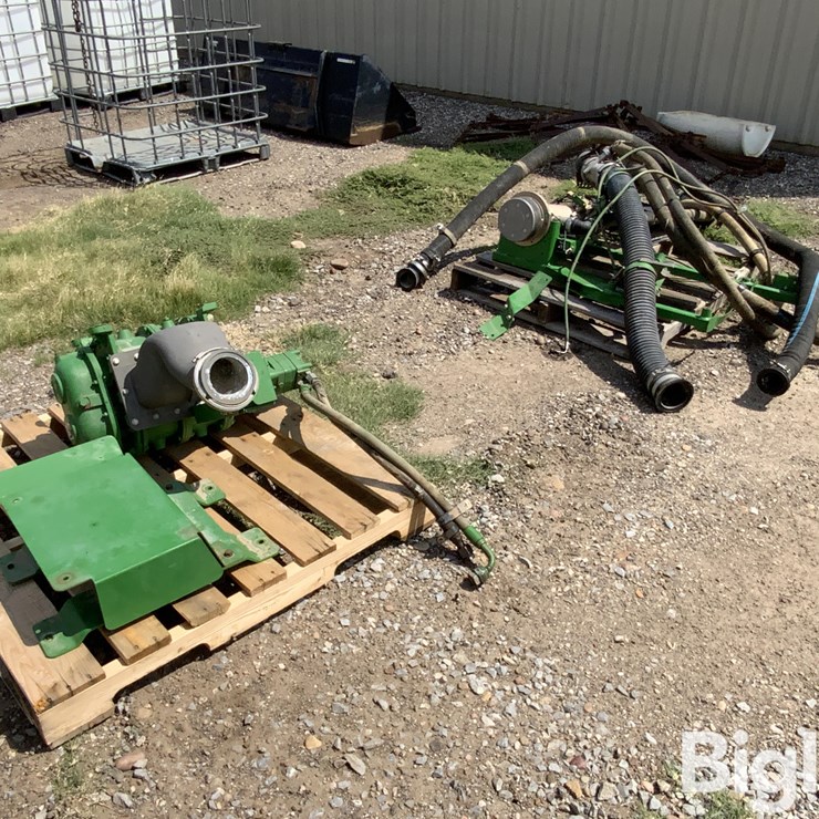 JOHN DEERE A