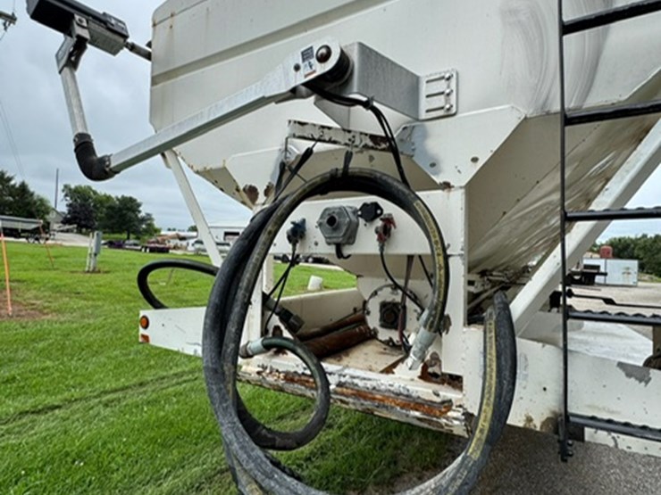 2015-ray-man-dry-fertilizer-trailer-(ed5162)-image-10