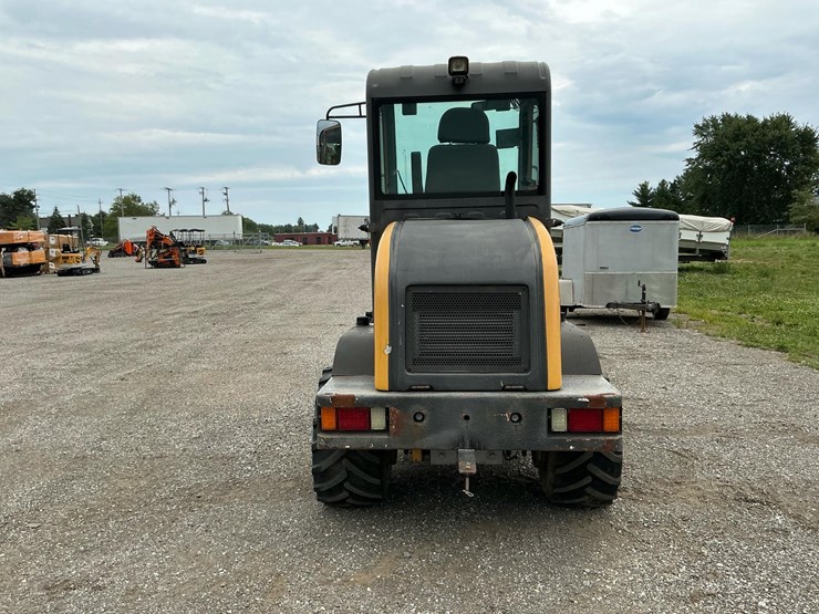 #1401-•-2019-gckm-wheel-loader*-image-4