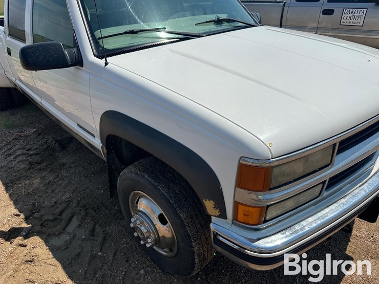 2000-chevrolet-3500-image-15