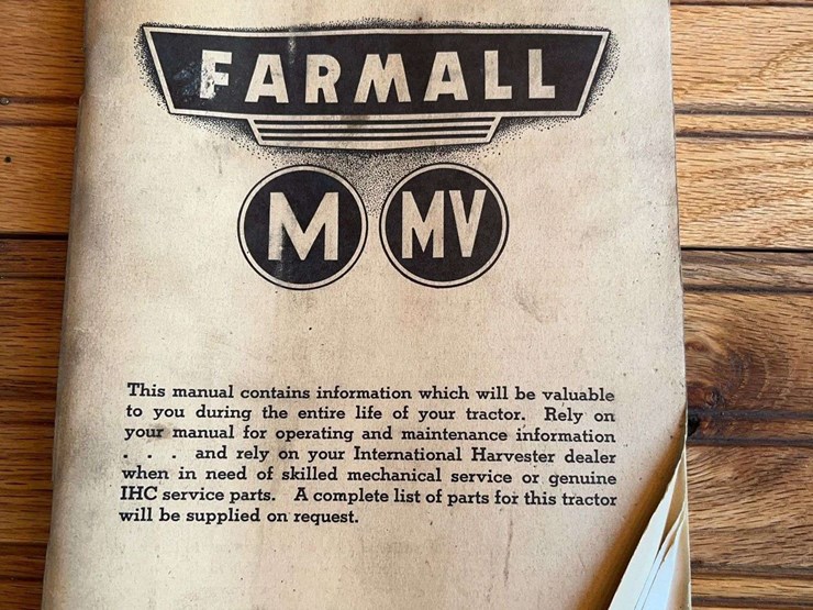 (4)-ihc-farmall-tractor-manuals-image-2