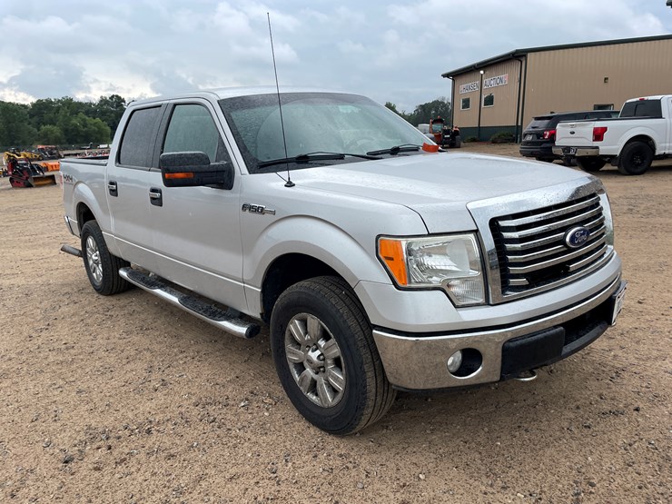 2010-ford-f150-xlt-image-4