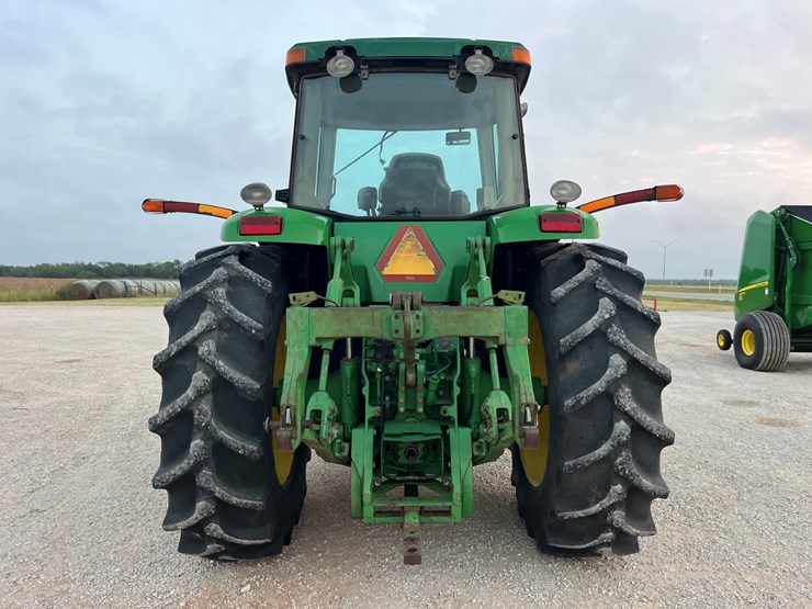 john-deere-8220-image-10