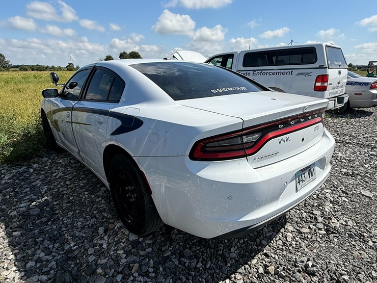 #14-•-#26458-•-2018-dodge-charger-sedan-2c3cdxat6jh212440-image-5