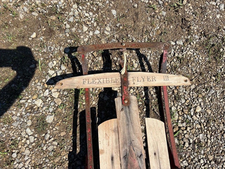 (4)-sleds-image-11