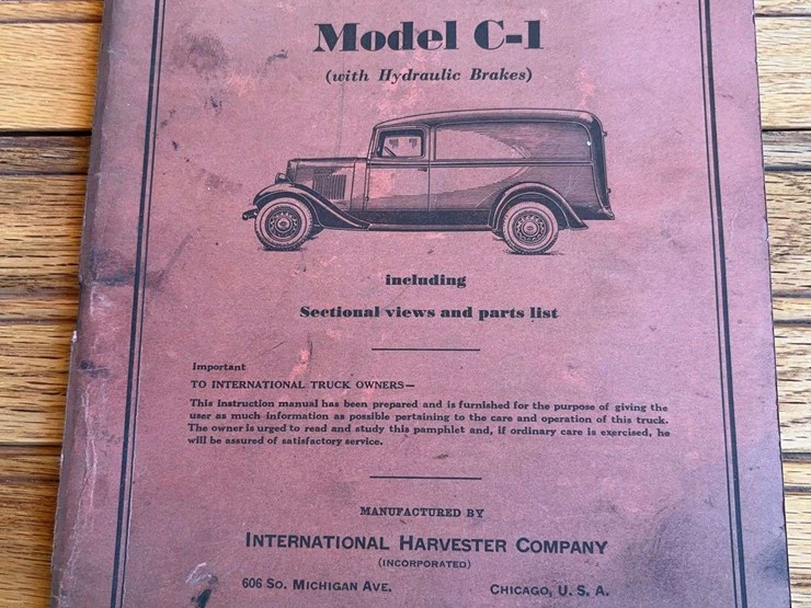 (2)-international-truck-manuals-image-2