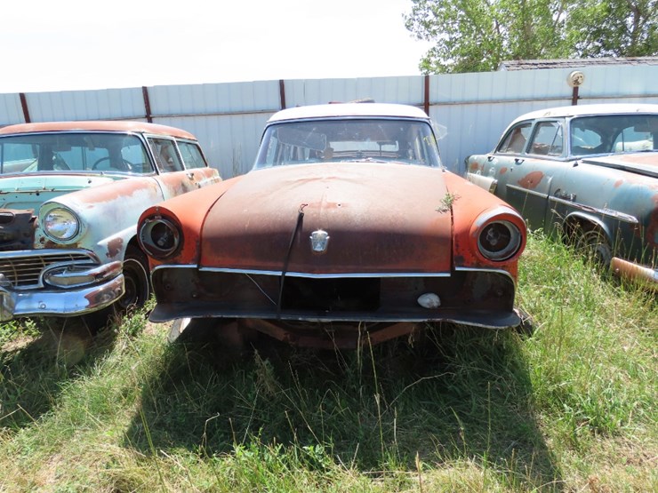 1955-ford-country-squire-4dr-wagon-image-2