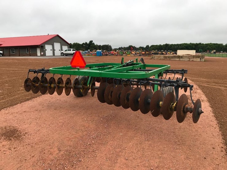 john-deere-110-image-5