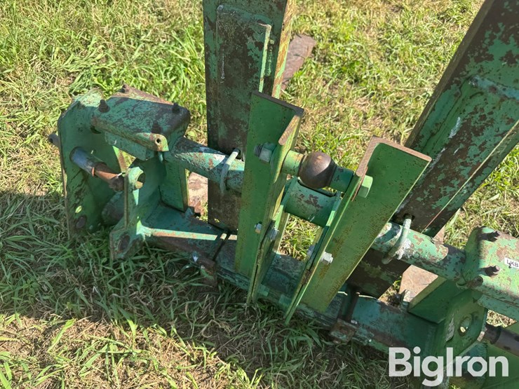 john-deere-46-image-11