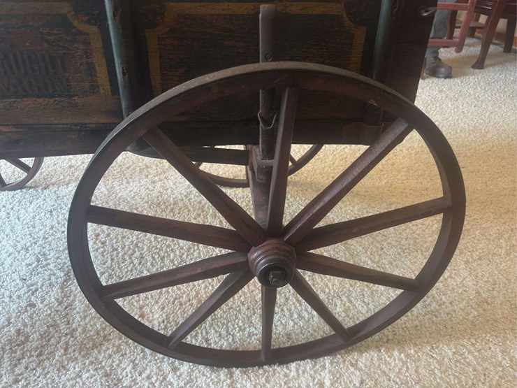 dreadnaught-goat-wagon-converted-to-table-image-11