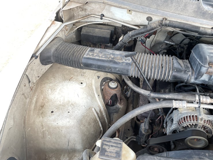 1996-dodge-ram-3500-image-32
