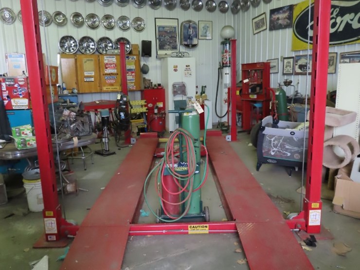 backyard-buddy-car-hoist-image-1