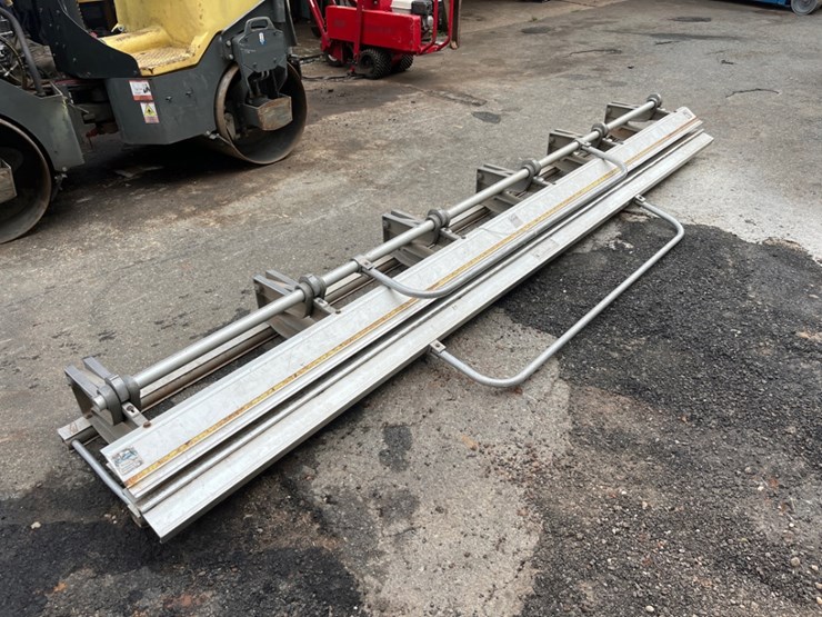 van-mark-industrial-metal-master-sheet-metal-brake-10'-6"-image-1