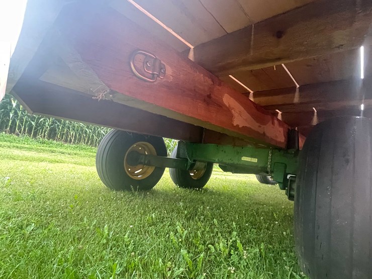 john-deere-1275-image-12