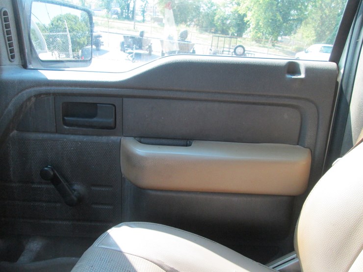 2009-ford-f150-image-24