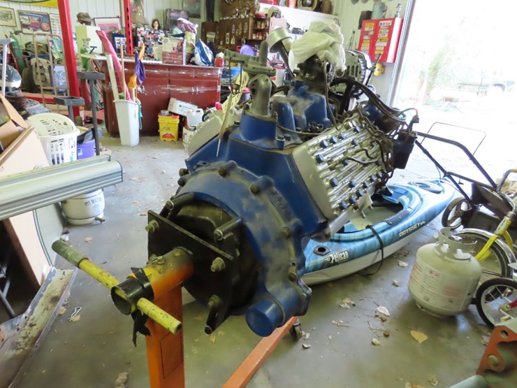 ford-flathead-motor-on-stand-image-1