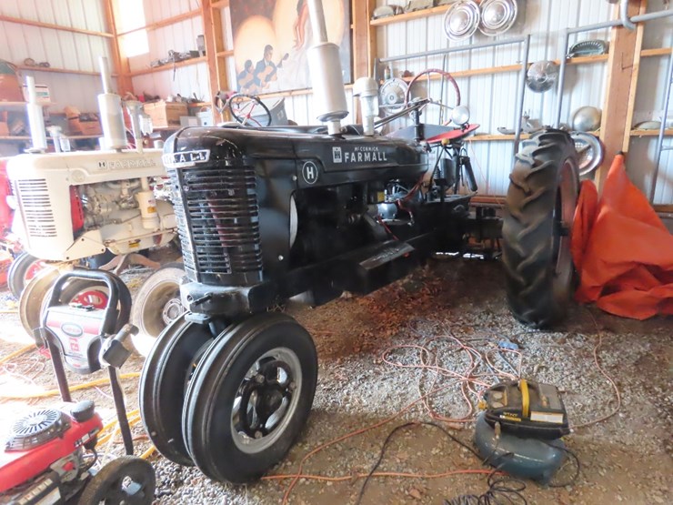 1947-farmall-h-tractor-image-5