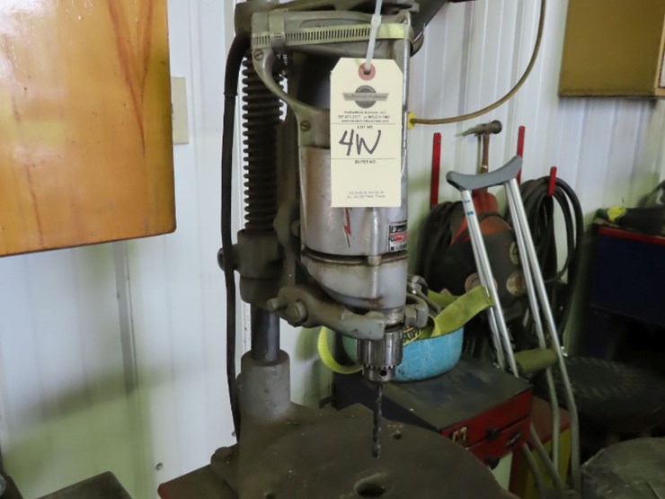 milwaukee-tools-drill-press-on-stand-image-3
