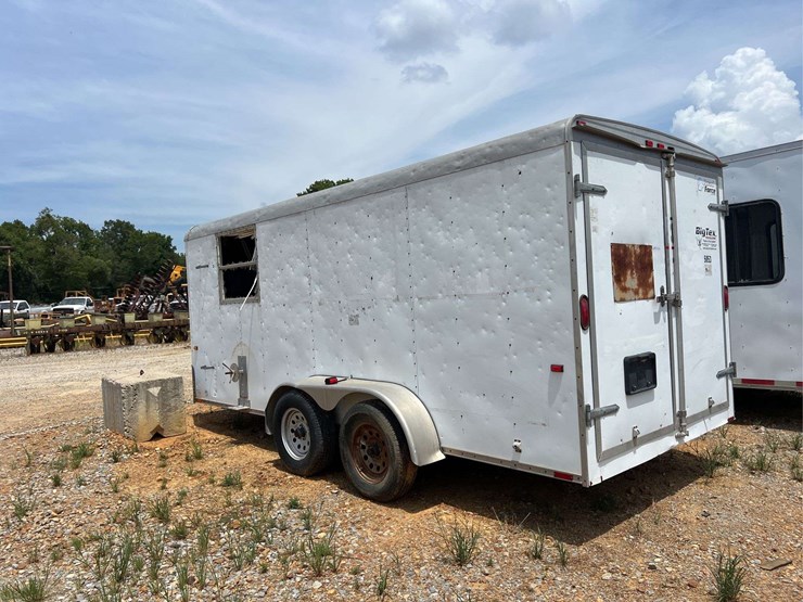 2007-wells-82"-x-16'-t/a-enclosed-trailer-image-2