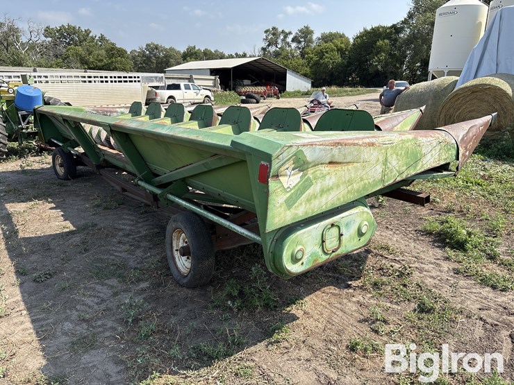 john-deere-844-image-5