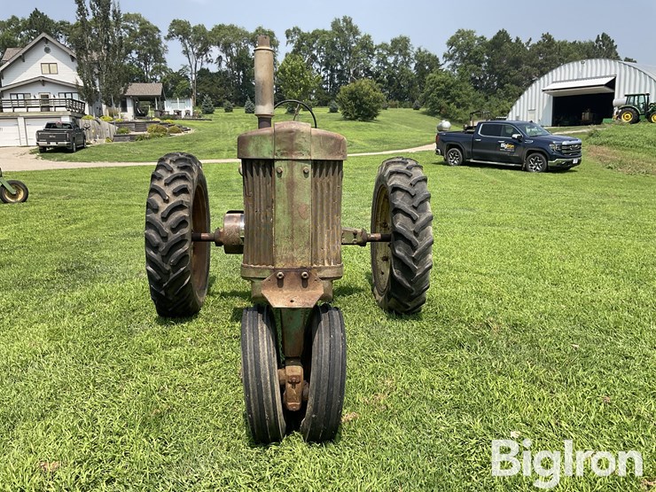 1953-john-deere-60-image-2