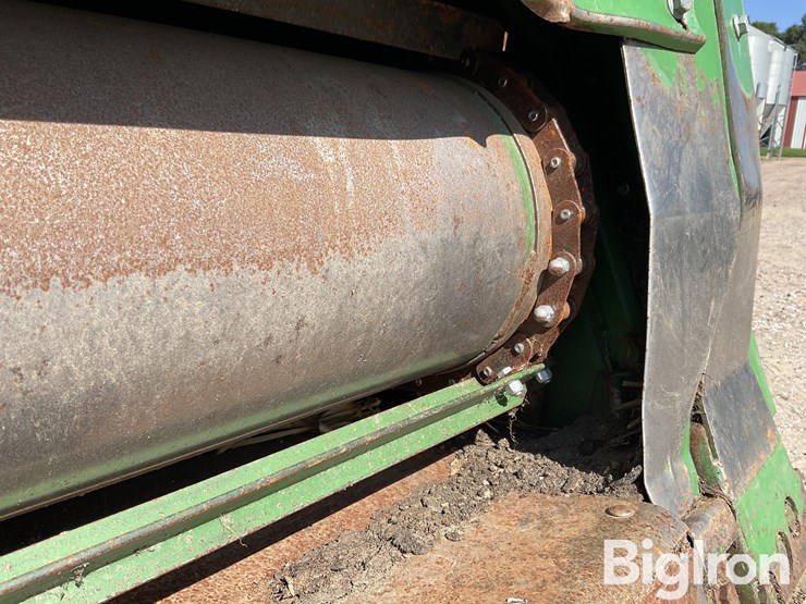 2005-john-deere-9660-sts-image-11