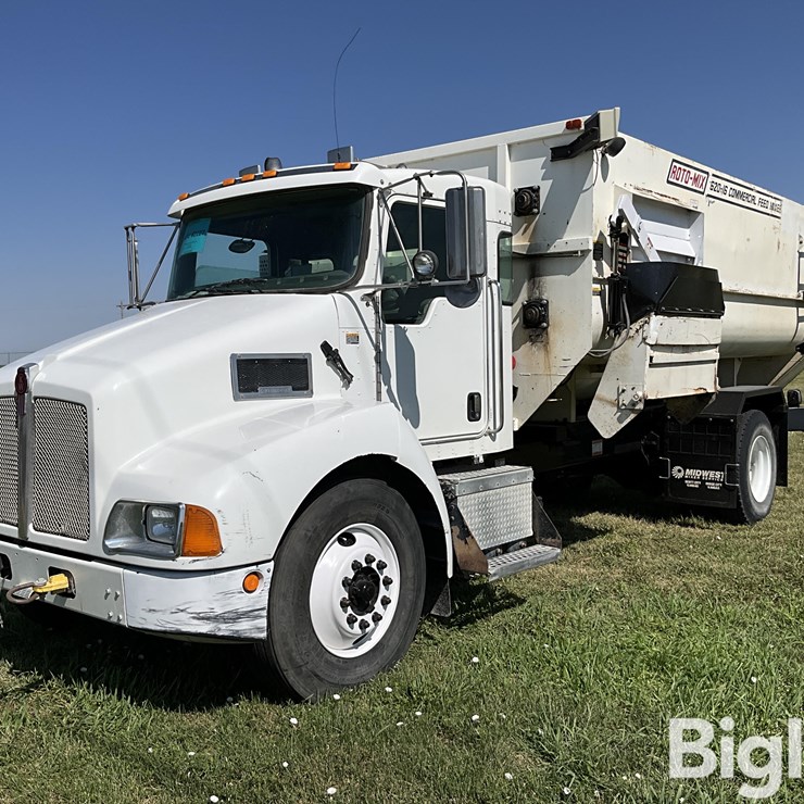 2006 KENWORTH T300