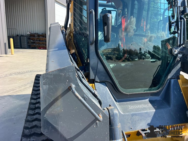 2022-deere-333g-image-10