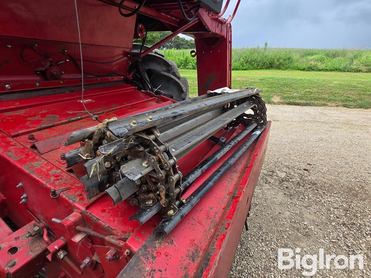 1994-case-ih-1688-image-9
