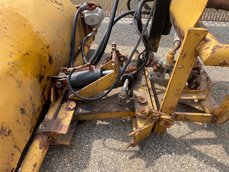 #8021-•-construction-sweeper-(o12)-image-16