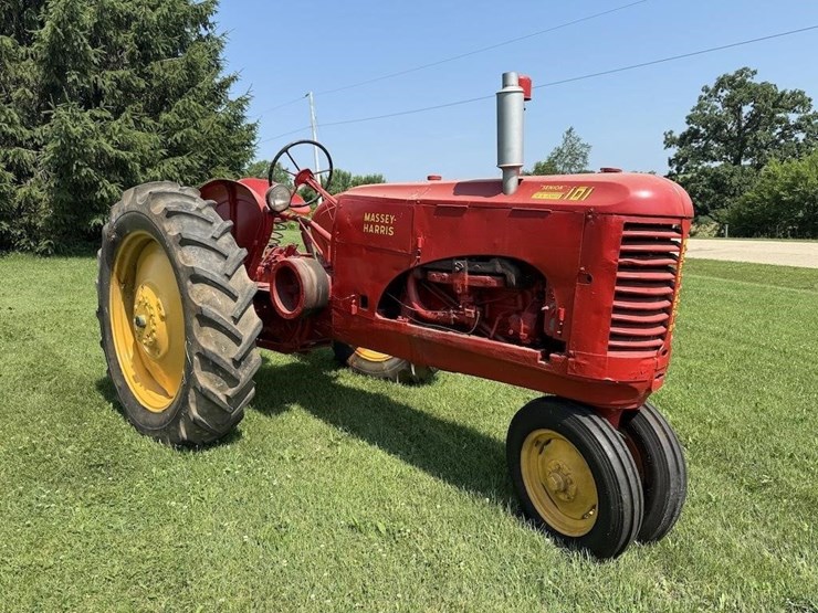 massey-ferguson-101-image-3