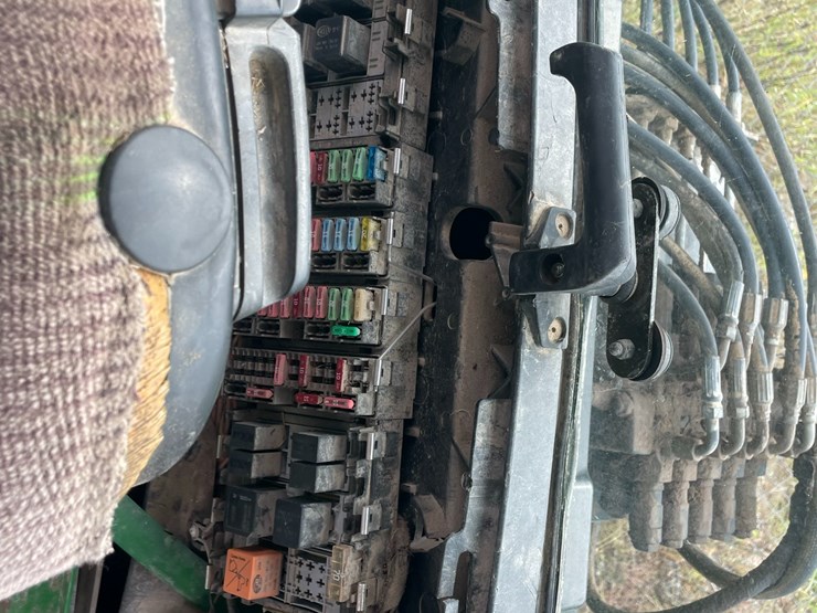 john-deere-6330-image-48