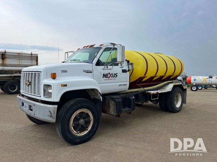 1993-chevrolet-kodiak-liquid-nurse-truck-(jn2597,-unit-2006)-image-1