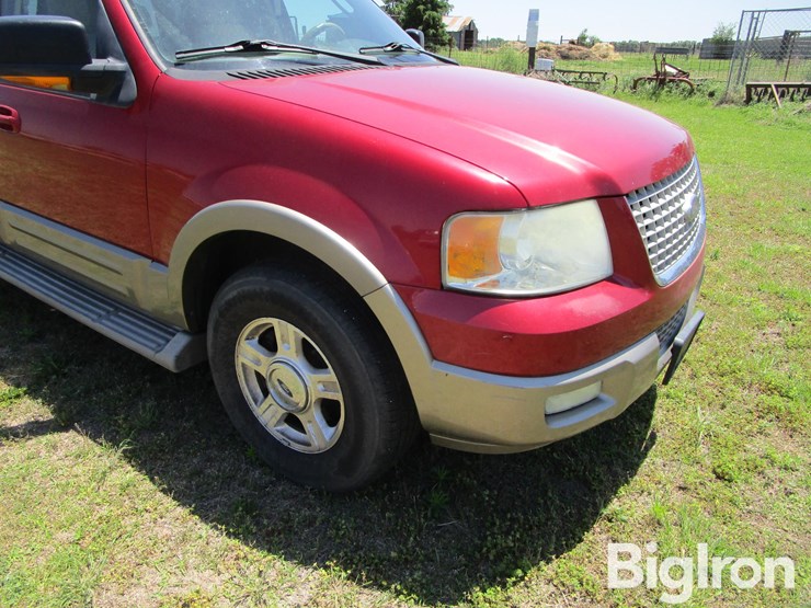 2004-ford-expedition-image-18