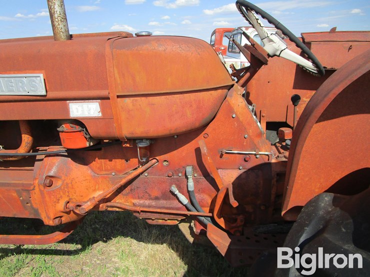 1961-allis-chalmers-d17-image-19