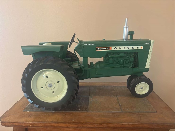 1/8-oliver-1850-1997-fps-sm-image-1