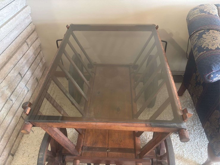 goat-cart-converted-to-side-table-image-2